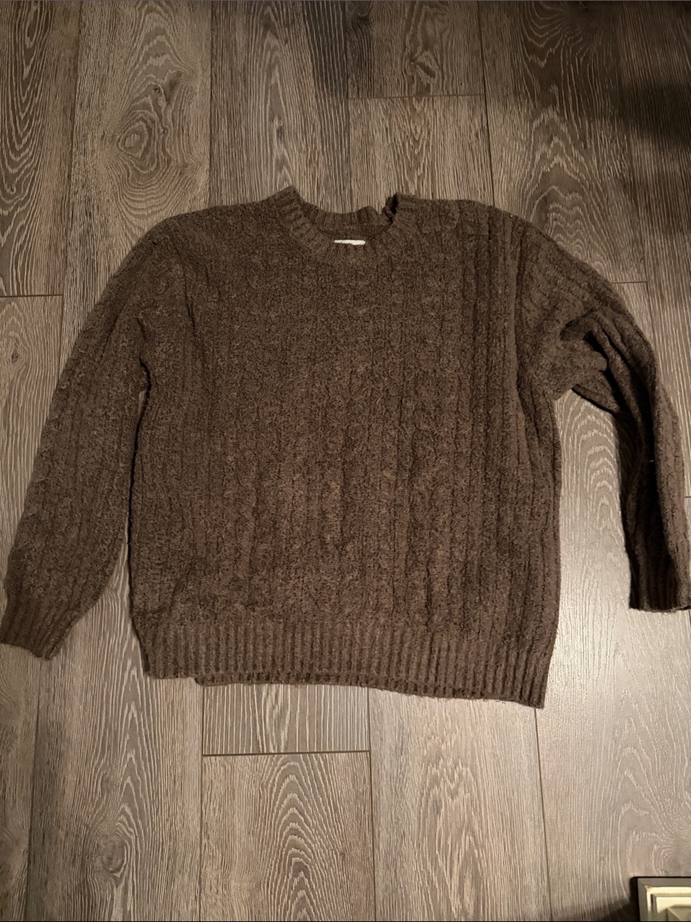 Hollister Men's Brown Cable Knit Crewneck Sweater